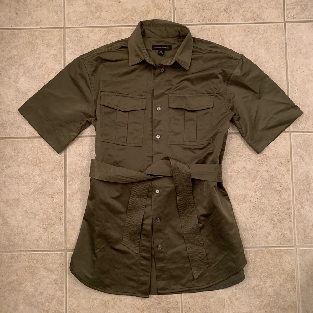 NWOT Banana Republic Shirt XS